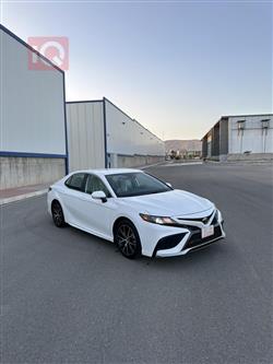 تۆیۆتا کامری